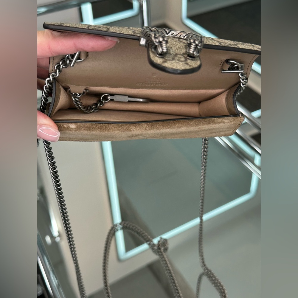 Gucci Bag - Picture 9 of 11